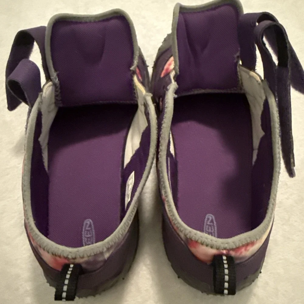 Keen Speed Hound Water Hike Shoes Youth Size 4 Girls Pink Purple Rubber Sole